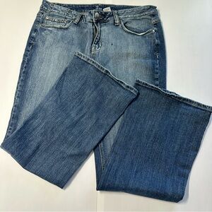 Z.co women’s size 18 denim jeans flare leg with embellished back‎ pockets